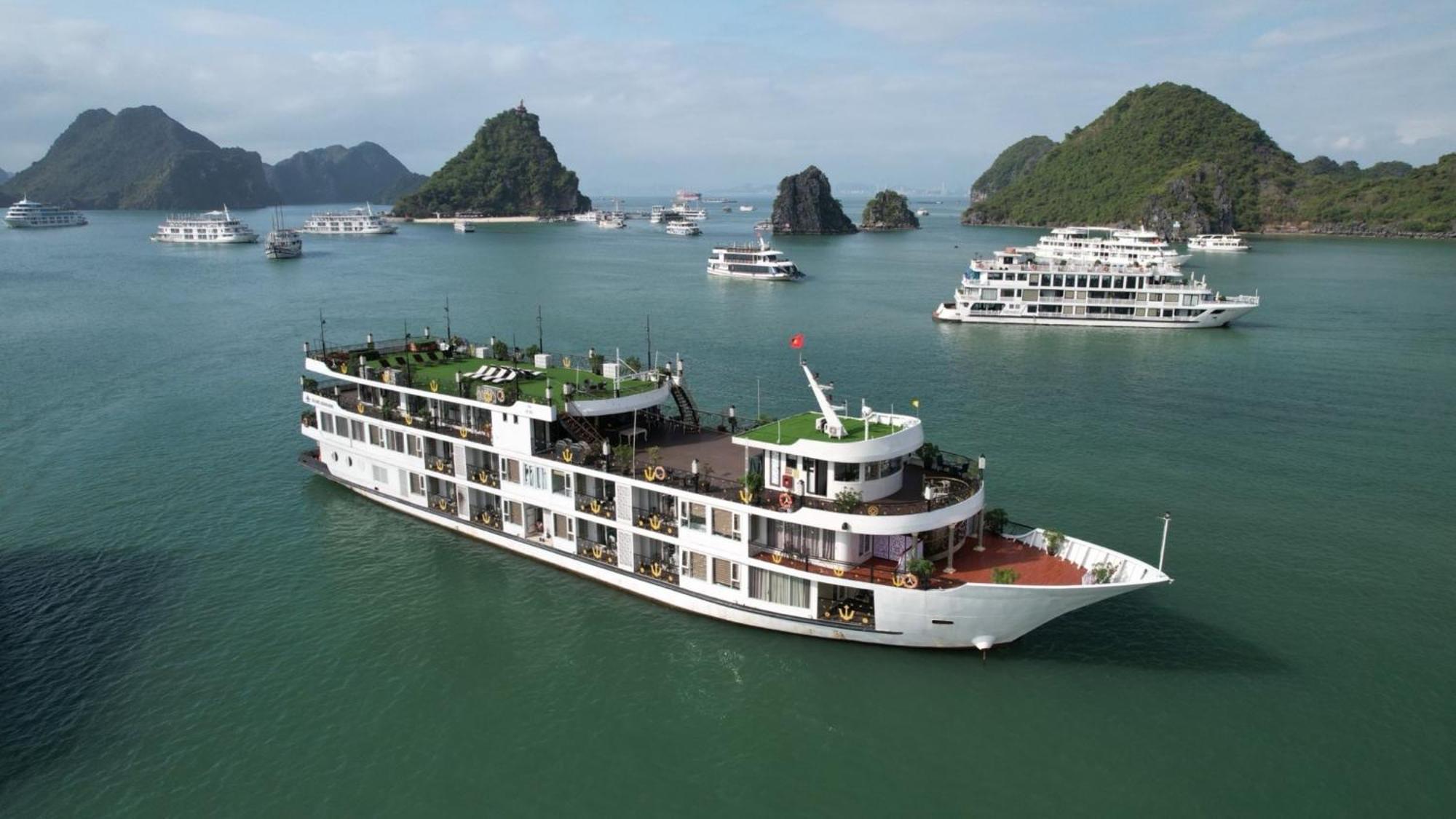 Halong Aquamarine Royal Cruise Ha Long Exterior foto