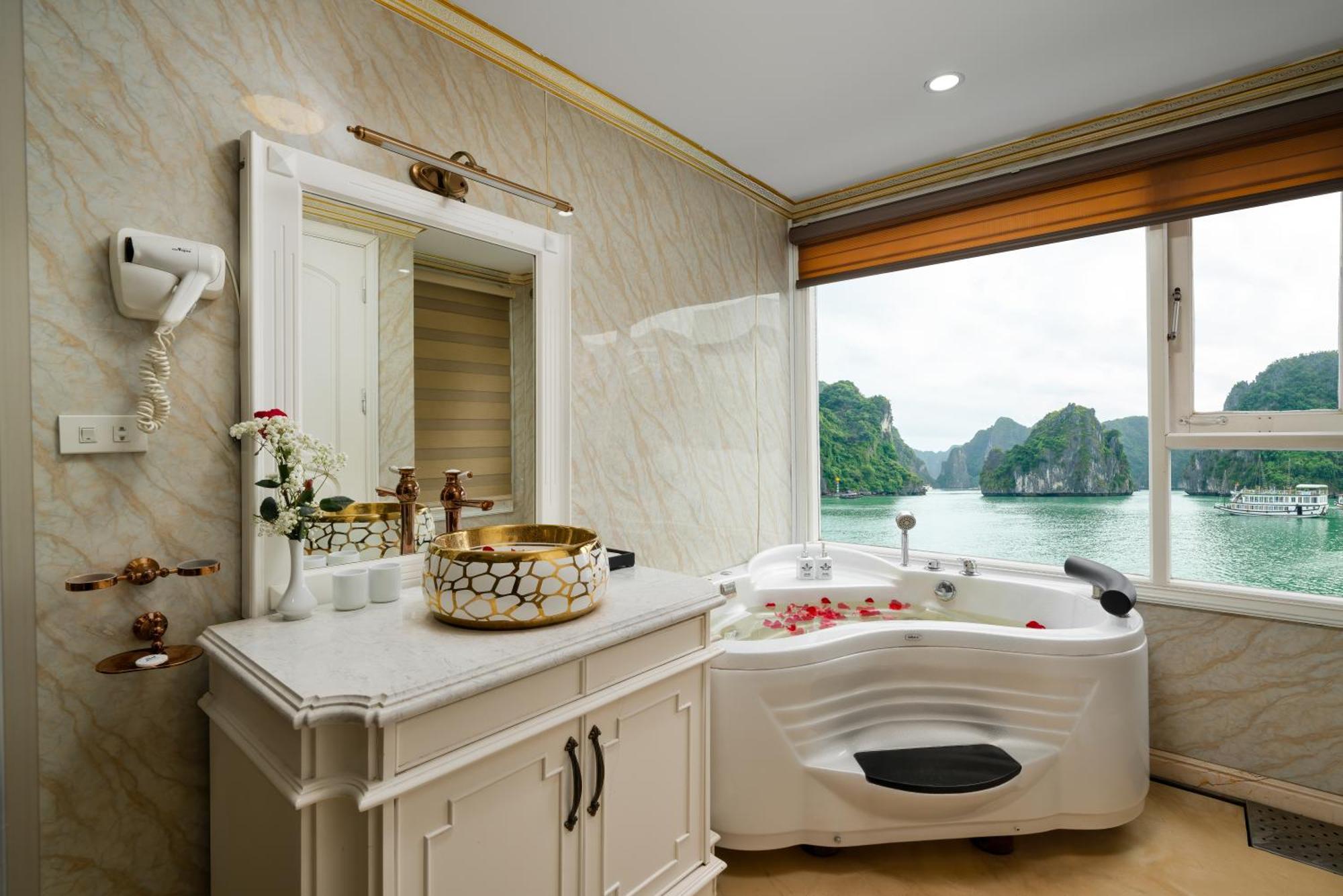 Halong Aquamarine Royal Cruise Ha Long Exterior foto